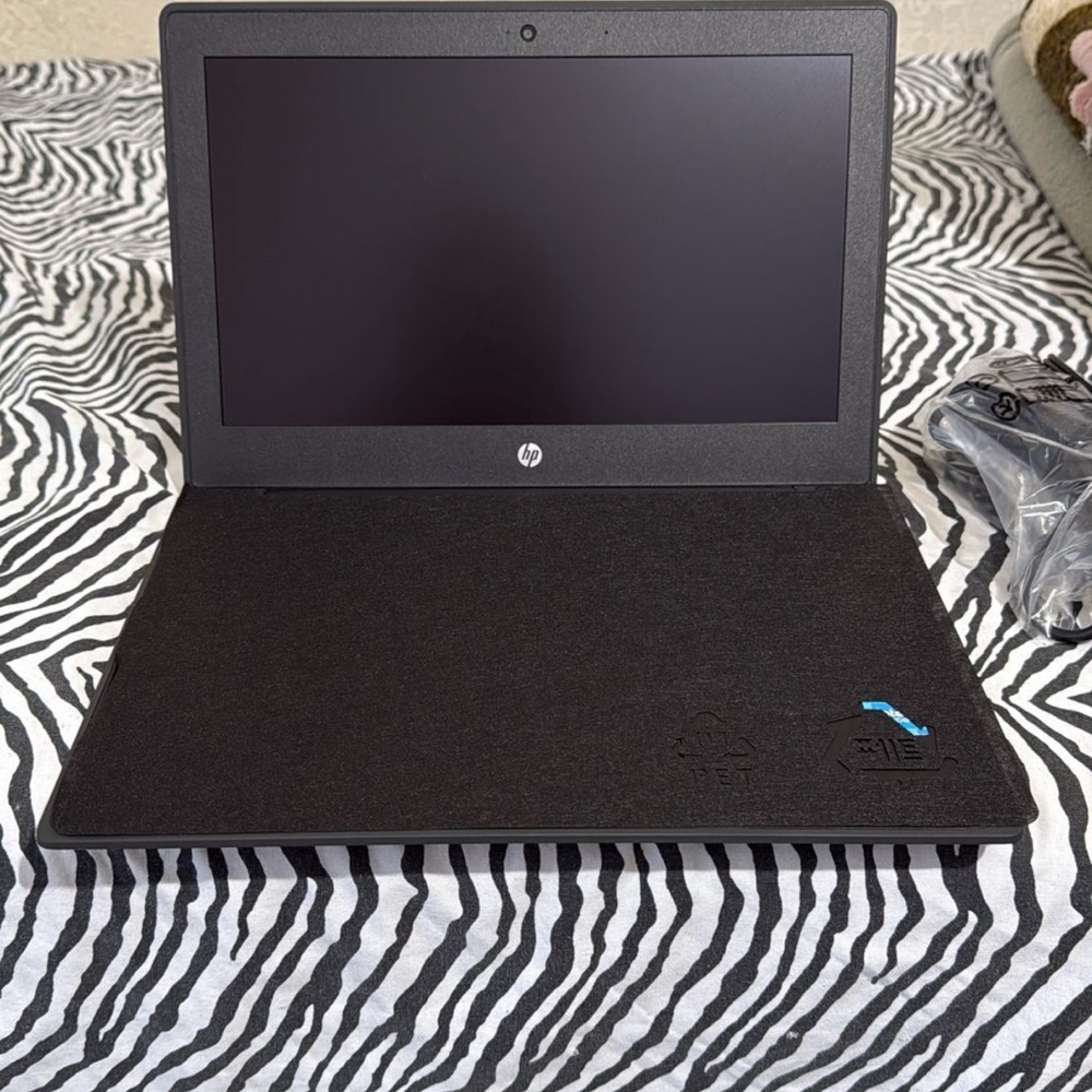 HP Black Laptop